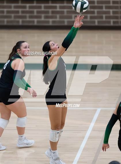 Thumbnail 3 in Brenham @ Rudder photogallery.