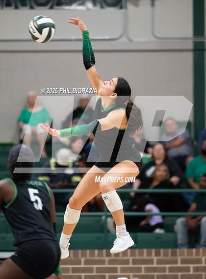Thumbnail 3 in Brenham @ Rudder photogallery.