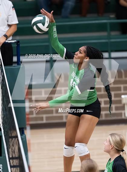 Thumbnail 2 in Brenham @ Rudder photogallery.
