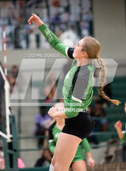 Thumbnail 1 in Brenham @ Rudder photogallery.