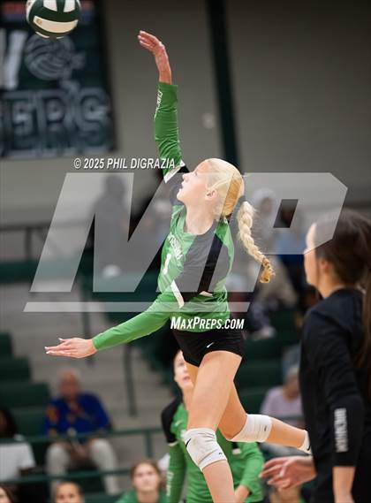 Thumbnail 1 in Brenham @ Rudder photogallery.