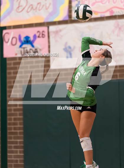 Thumbnail 2 in Brenham @ Rudder photogallery.