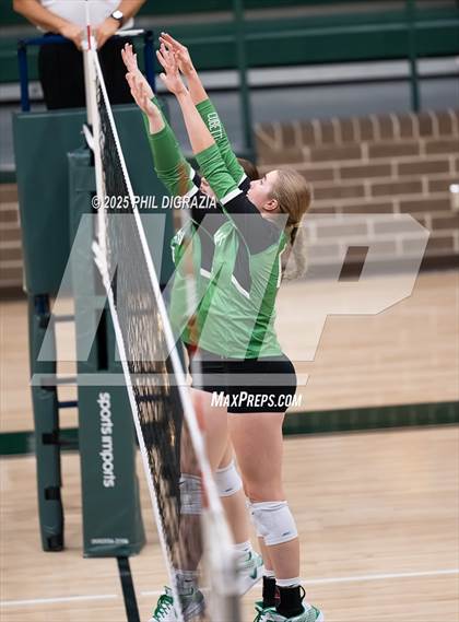 Thumbnail 1 in Brenham @ Rudder photogallery.