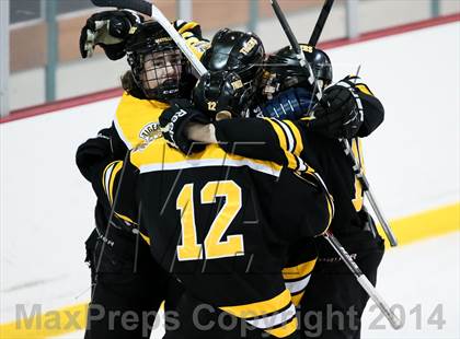 Thumbnail 3 in Oakville vs Chaminade (Challenge Cup Playoffs Round 1) photogallery.