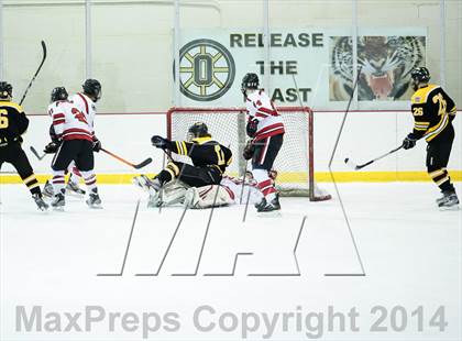Thumbnail 2 in Oakville vs Chaminade (Challenge Cup Playoffs Round 1) photogallery.