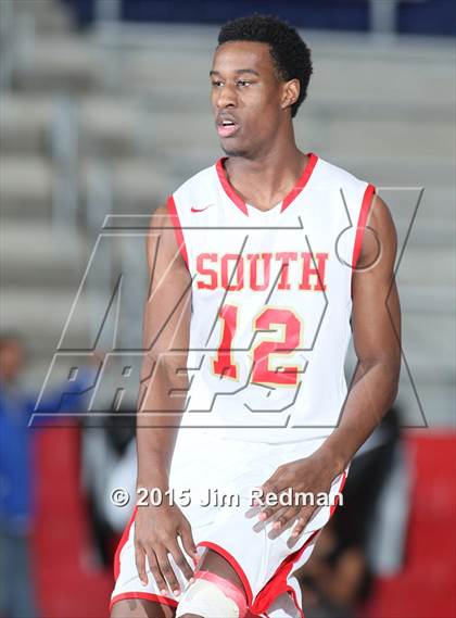Thumbnail 2 in South Grand Prairie vs. SATCH HomeSchool (Thanksgiving Hoopfest) photogallery.