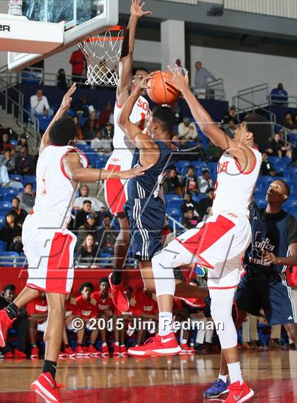 Thumbnail 2 in South Grand Prairie vs. SATCH HomeSchool (Thanksgiving Hoopfest) photogallery.