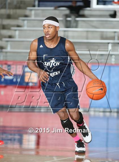 Thumbnail 1 in South Grand Prairie vs. SATCH HomeSchool (Thanksgiving Hoopfest) photogallery.