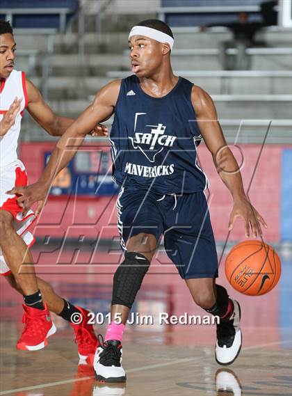 Thumbnail 2 in South Grand Prairie vs. SATCH HomeSchool (Thanksgiving Hoopfest) photogallery.