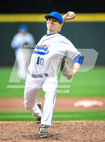 Thumbnail 1 in Auburn Riverside vs. Sedro-Woolley photogallery.