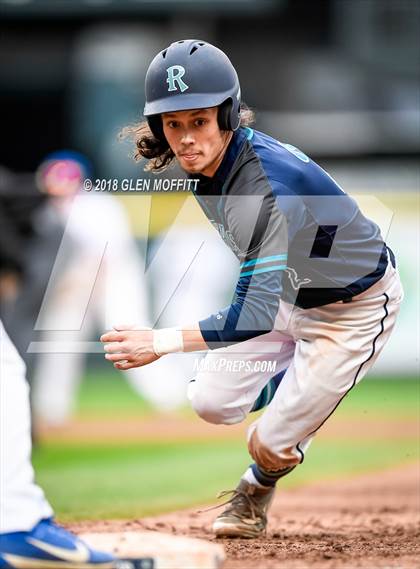 Thumbnail 2 in Auburn Riverside vs. Sedro-Woolley photogallery.