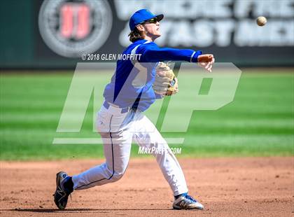 Thumbnail 1 in Auburn Riverside vs. Sedro-Woolley photogallery.