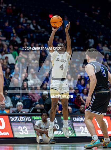 Thumbnail 3 in UNION COUNTY vs. BUTLER (GHSA 2A FINALS) photogallery.