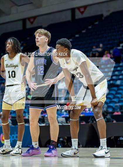 Thumbnail 1 in UNION COUNTY vs. BUTLER (GHSA 2A FINALS) photogallery.