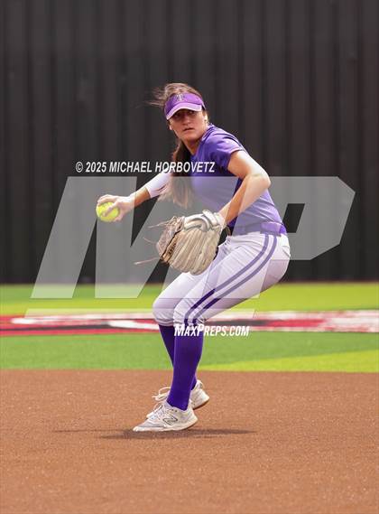 Thumbnail 1 in Lake Ridge vs. Timber Creek (UIL 6A D1 Girls Softball Bi-District) photogallery.