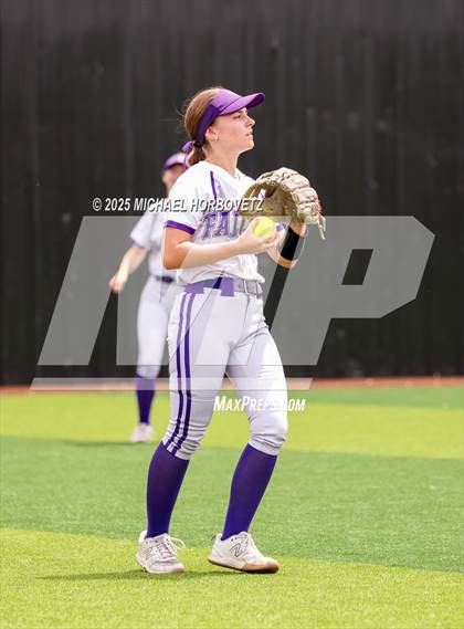 Thumbnail 1 in Lake Ridge vs. Timber Creek (UIL 6A D1 Girls Softball Bi-District) photogallery.