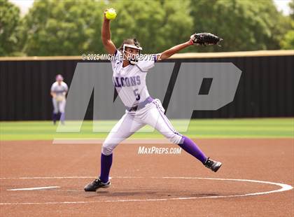 Thumbnail 1 in Lake Ridge vs. Timber Creek (UIL 6A D1 Girls Softball Bi-District) photogallery.