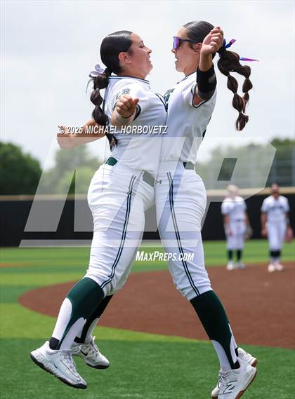 Thumbnail 3 in Lake Ridge vs. Timber Creek (UIL 6A D1 Girls Softball Bi-District) photogallery.