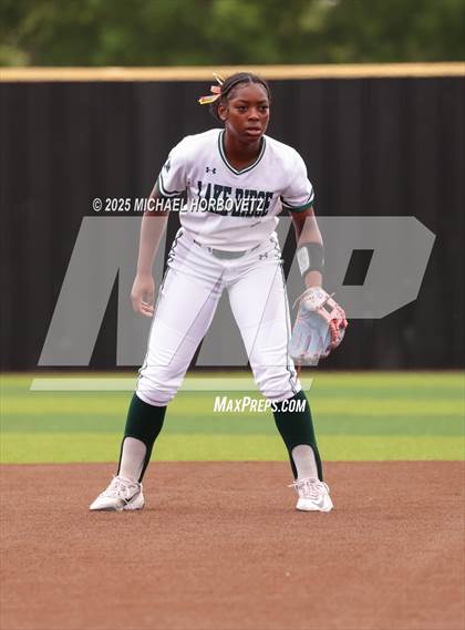 Thumbnail 1 in Lake Ridge vs. Timber Creek (UIL 6A D1 Girls Softball Bi-District) photogallery.
