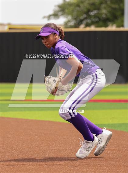 Thumbnail 1 in Lake Ridge vs. Timber Creek (UIL 6A D1 Girls Softball Bi-District) photogallery.