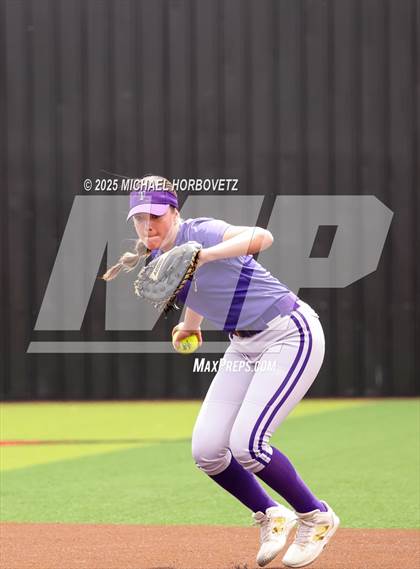 Thumbnail 3 in Lake Ridge vs. Timber Creek (UIL 6A D1 Girls Softball Bi-District) photogallery.