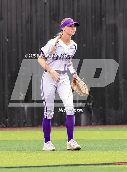 Thumbnail 3 in Lake Ridge vs. Timber Creek (UIL 6A D1 Girls Softball Bi-District) photogallery.