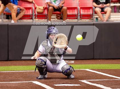 Thumbnail 1 in Lake Ridge vs. Timber Creek (UIL 6A D1 Girls Softball Bi-District) photogallery.