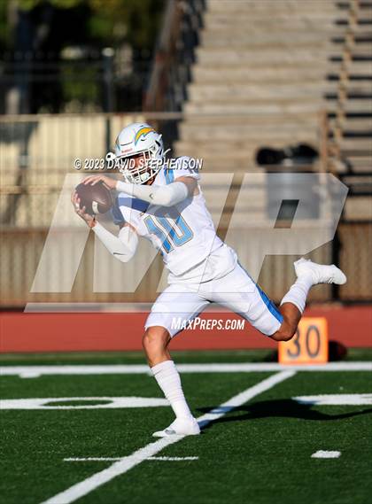 Thumbnail 2 in Agoura @ Lompoc photogallery.