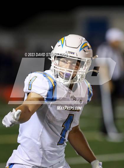 Thumbnail 2 in Agoura @ Lompoc photogallery.