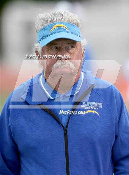 Thumbnail 1 in Agoura @ Lompoc photogallery.