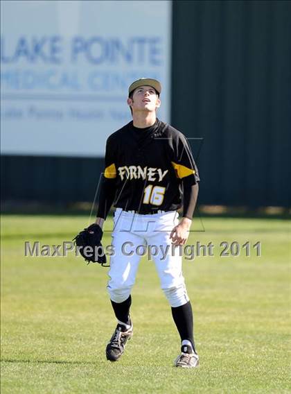 Thumbnail 1 in Forney @ Rockwall (I-30 Classic) photogallery.