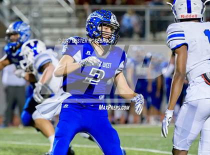 Thumbnail 3 in Yoakum vs. George West (UIL 3A Area Playoffs) photogallery.