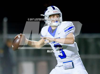 Thumbnail 3 in Yoakum vs. George West (UIL 3A Area Playoffs) photogallery.