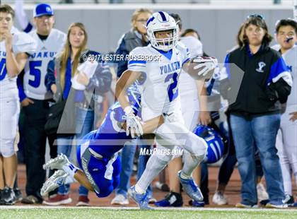 Thumbnail 3 in Yoakum vs. George West (UIL 3A Area Playoffs) photogallery.