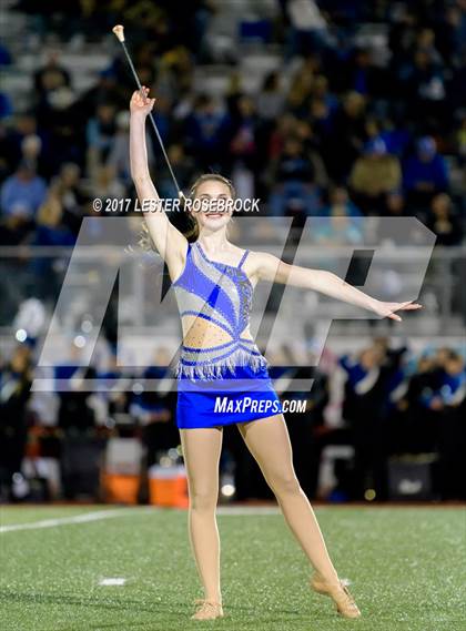 Thumbnail 3 in Yoakum vs. George West (UIL 3A Area Playoffs) photogallery.