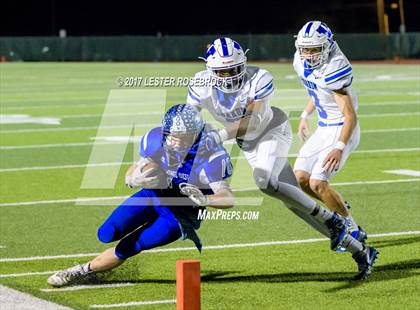 Thumbnail 3 in Yoakum vs. George West (UIL 3A Area Playoffs) photogallery.