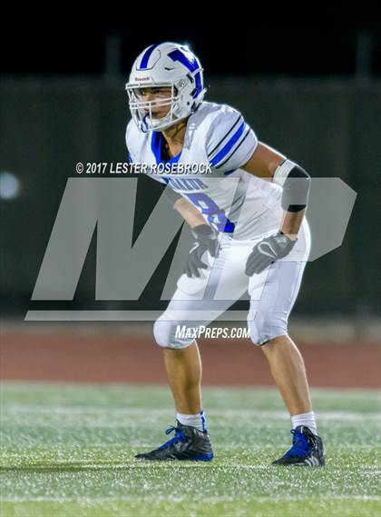Thumbnail 2 in Yoakum vs. George West (UIL 3A Area Playoffs) photogallery.
