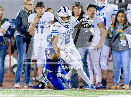Thumbnail 1 in Yoakum vs. George West (UIL 3A Area Playoffs) photogallery.