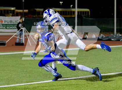 Thumbnail 1 in Yoakum vs. George West (UIL 3A Area Playoffs) photogallery.