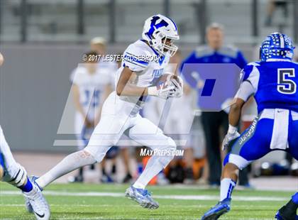 Thumbnail 1 in Yoakum vs. George West (UIL 3A Area Playoffs) photogallery.