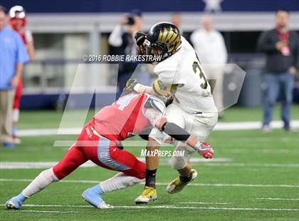Thumbnail 2 in Jonesboro vs. Borden County (UIL 1A Division 1 Final) photogallery.