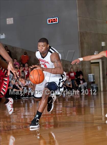 Thumbnail 2 in Marcus vs. South Grand Prairie (5A Region 1 Final) photogallery.