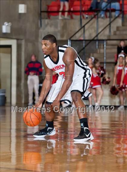 Thumbnail 3 in Marcus vs. South Grand Prairie (5A Region 1 Final) photogallery.