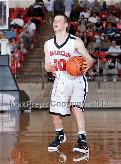 Thumbnail 2 in Marcus vs. South Grand Prairie (5A Region 1 Final) photogallery.