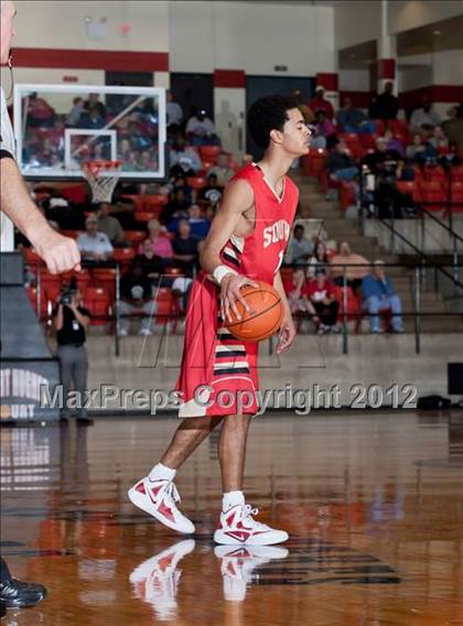 Thumbnail 3 in Marcus vs. South Grand Prairie (5A Region 1 Final) photogallery.