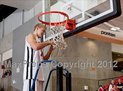 Thumbnail 1 in Marcus vs. South Grand Prairie (5A Region 1 Final) photogallery.