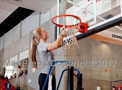 Thumbnail 1 in Marcus vs. South Grand Prairie (5A Region 1 Final) photogallery.