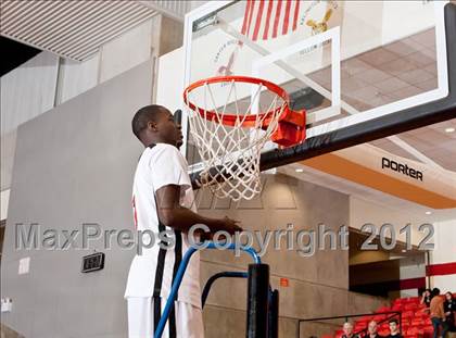 Thumbnail 3 in Marcus vs. South Grand Prairie (5A Region 1 Final) photogallery.
