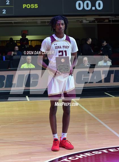 Thumbnail 1 in Bowne vs Iona Prep (Public vs Catholic Hoops Showdown) photogallery.