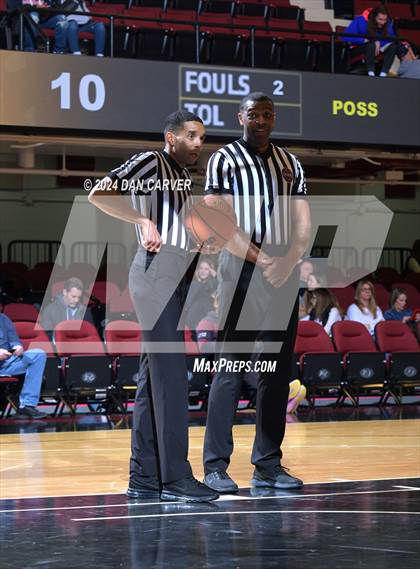 Thumbnail 3 in Bowne vs Iona Prep (Public vs Catholic Hoops Showdown) photogallery.